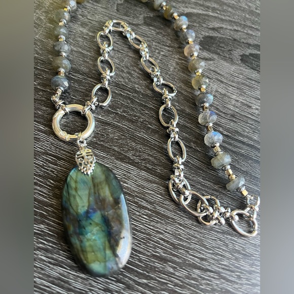 Women labradorite necklace - Picture 4 of 4